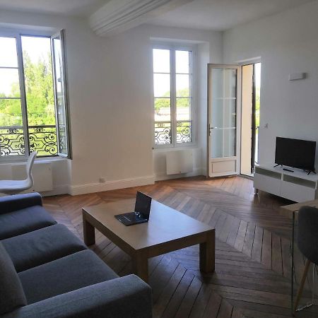 Grand 2P Terrasse Bord De Seine Apartment Mantes-la-Jolie Bagian luar foto
