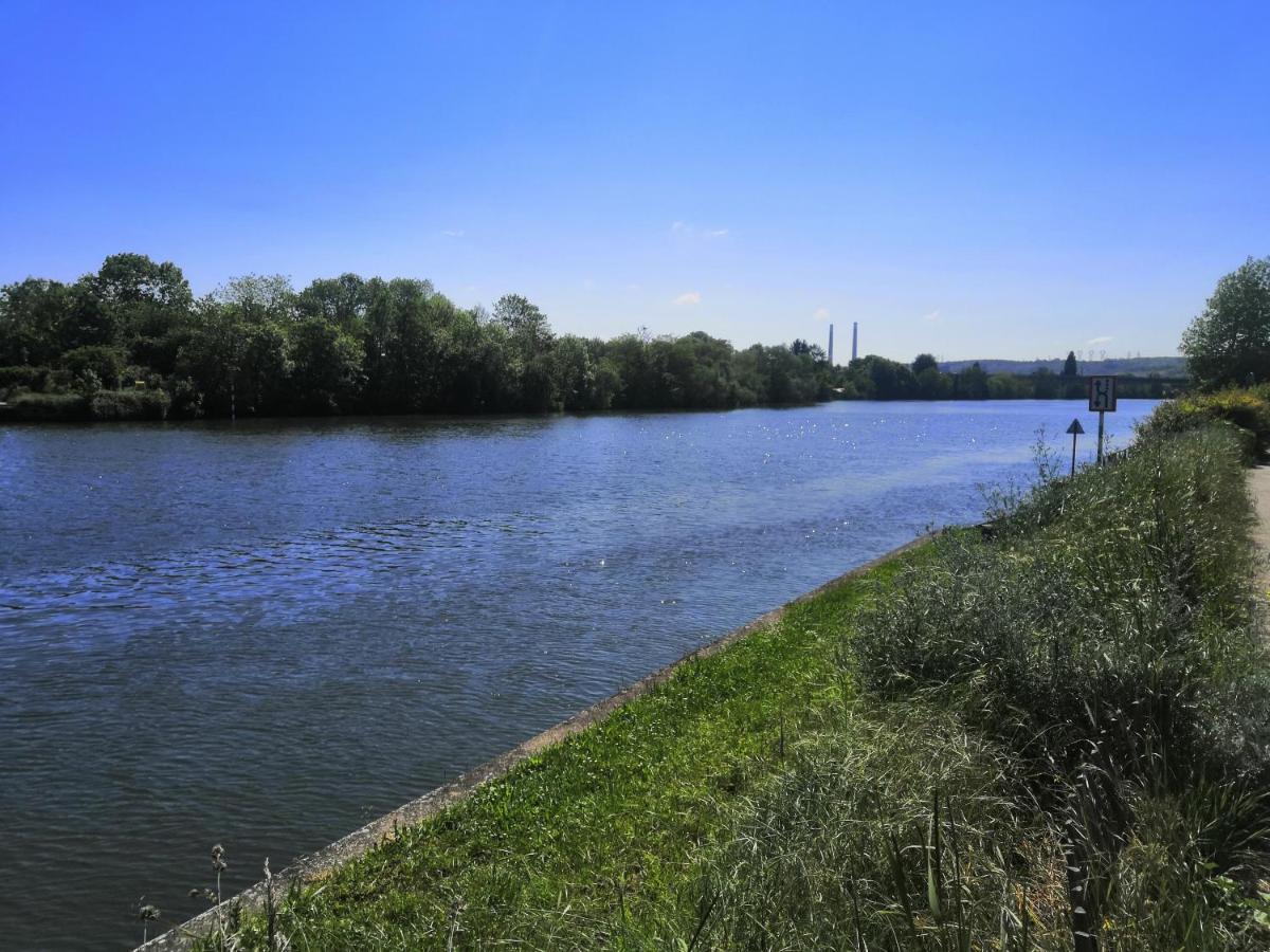 Grand 2P Terrasse Bord De Seine Apartment Mantes-la-Jolie Bagian luar foto